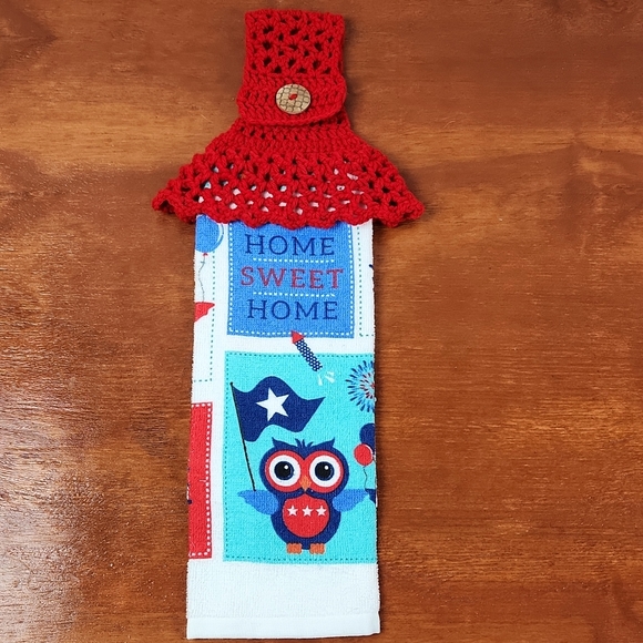 Crocheted Top Hanging Kitchen Towel